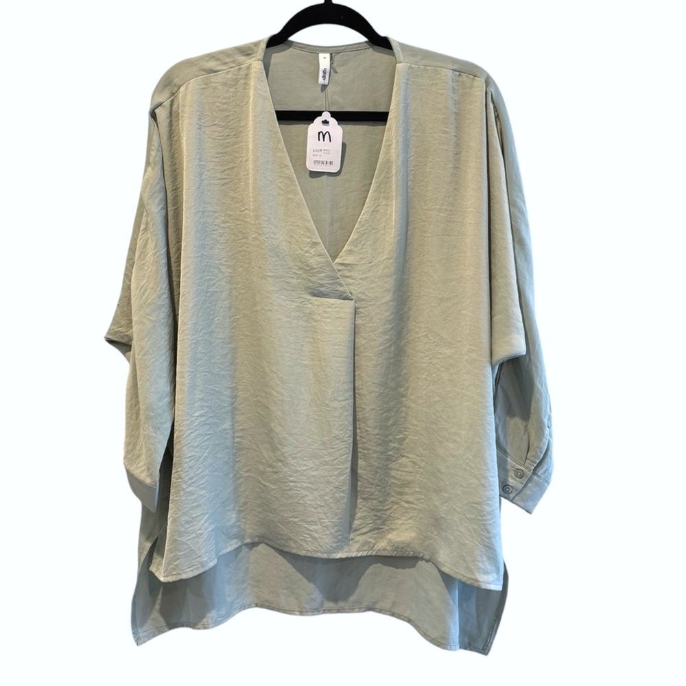 Glam NWT Tunic Top Mint‎ Green Oversized V-Neck Dolman Sleeve Womens Medium